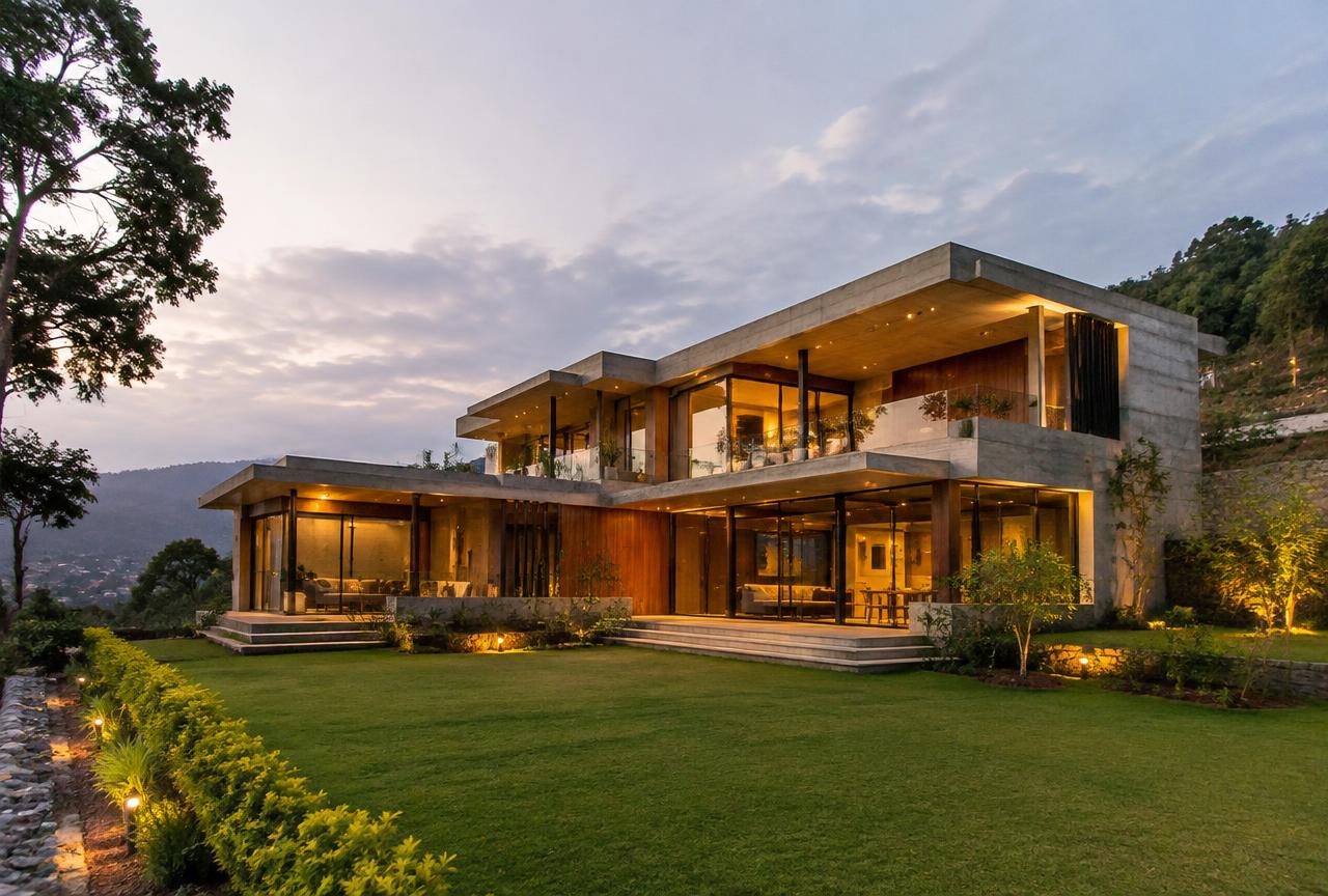 Turnkey Residential in Moshi — Completed turnkey luxury villa with concrete and wood facade